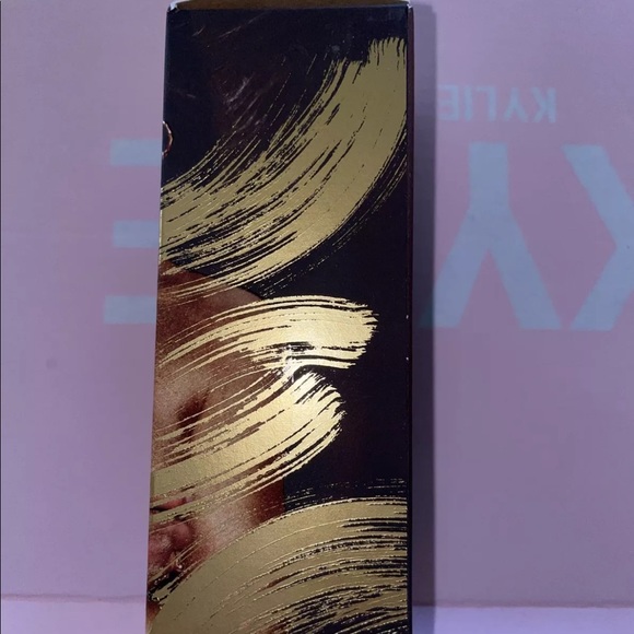 Kylie Cosmetics 24K Liquid Highlighter - Picture 5 of 6
